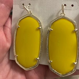 Kendra Scott Danielle earrings